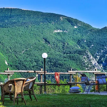 Villa Acquanera 6&2 By Marche