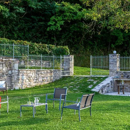 Acquanera 6&2 By Marche Piobbico