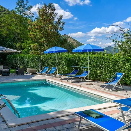 Acquanera 6&2 By Marche